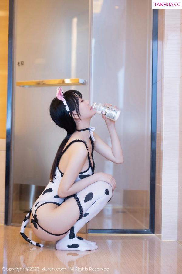  [XiuRen]高清写真图 2023.05.19 No.6774 幼幼 奶牛装美腿第69张图片
